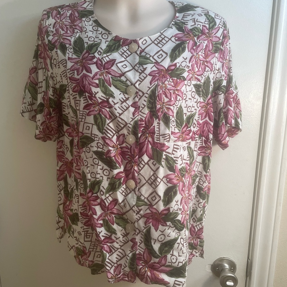 Women's Pink Floral Button-Down Top with Green Leaves